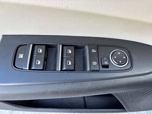 Used 2022 Kia Forte LXS FWD image 15