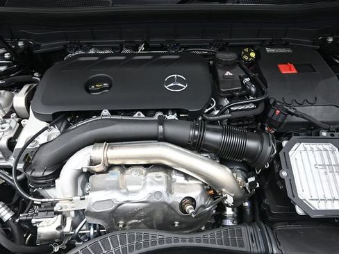 Used 2026 Mercedes-Benz GLB 250 GLB 250 image 32