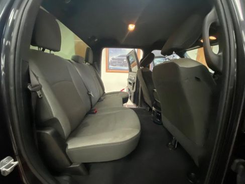 Used 2021 RAM 2500 Big Horn image 17