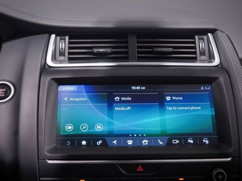 Used 2018 Jaguar E-PACE S image 12