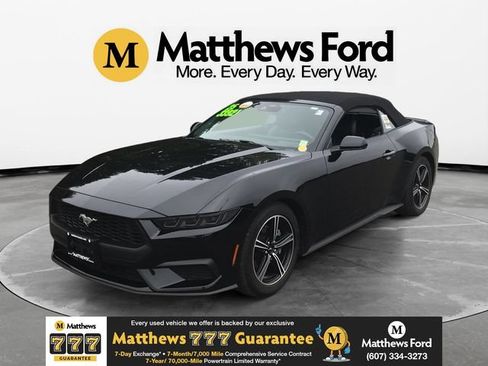 Used 2025 Ford Mustang Premium RWD image 1
