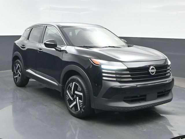 Used 2025 Nissan Kicks SV w/ Charging Package FWD image 8