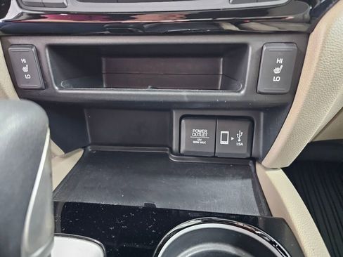 Used 2019 Honda Ridgeline RTL-E image 18