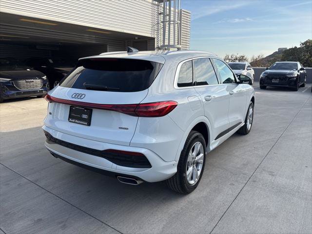 Certified 2025 Audi Q5 Premium w/ Convenience Package AWD/4WD image 6