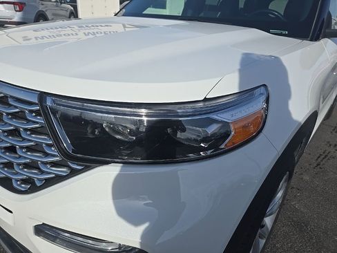 Used 2023 Ford Explorer Platinum w/ Technology Package image 33