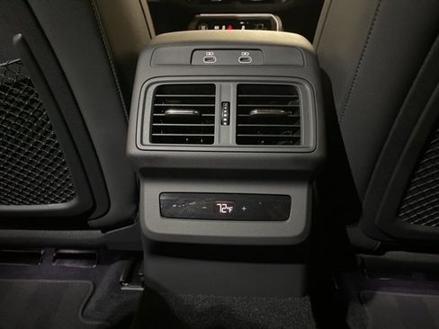 Used 2025 Audi Q5 Premium w/ Convenience Package image 72