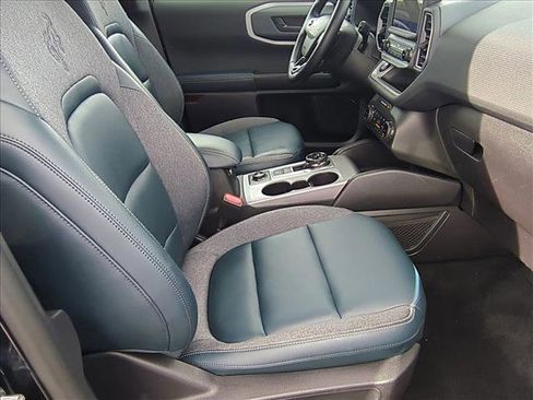 Used 2024 Ford Bronco Sport Outer Banks w/ Tech Package image 21