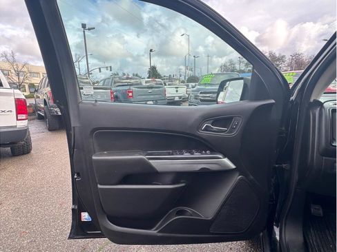 Used 2017 Chevrolet Colorado LT w/ Luxury Package, Chrome image 15