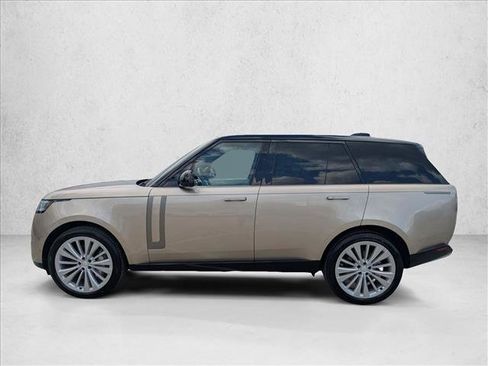 New 2025 Land Rover Range Rover SE image 5