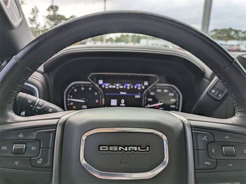 Used 2022 GMC Sierra 1500 Denali w/ Denali Premium Package image 30