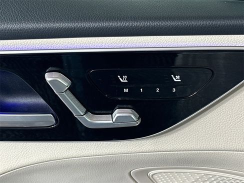 Certified 2023 Mercedes-Benz C 300 Sedan w/ Exclusive Trim Package image 11