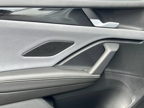 New 2026 Volkswagen Tiguan SE R-Line AWD/4WD image 38