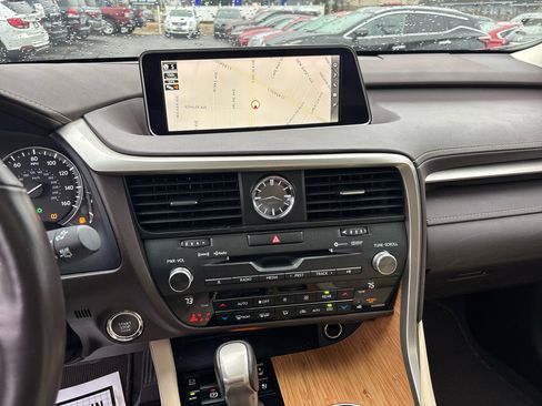 Used 2019 Lexus RX 350L Luxury image 24