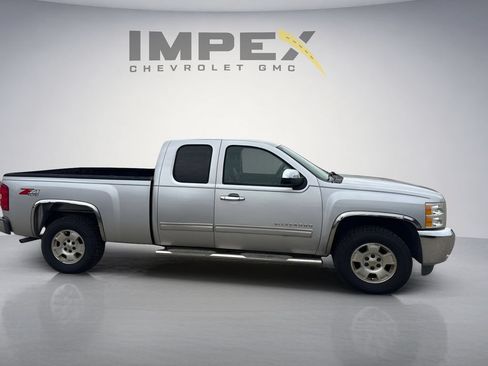 Used 2013 Chevrolet Silverado 1500 LT w/ All-Star Edition AWD/4WD image 6