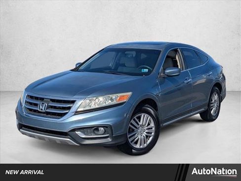Used 2013 Honda Crosstour EX image 1