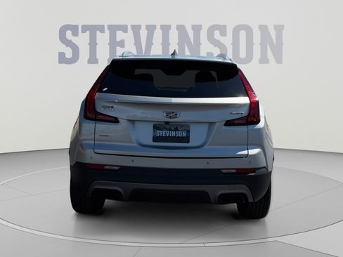 Used 2020 Cadillac XT4 Premium Luxury w/ Cold Weather Package AWD/4WD image 4