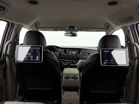 Used 2020 Kia Sedona EX FWD image 11