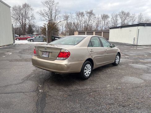 Used 2006 Toyota Camry LE image 5