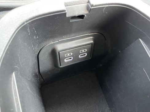 Used 2024 Toyota RAV4 LE image 25