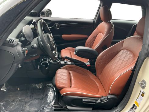 Used 2023 MINI Cooper S FWD image 9