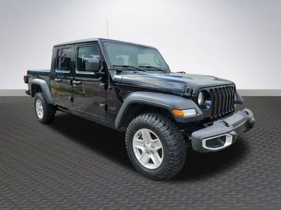 Used 2023 Jeep Gladiator Sport