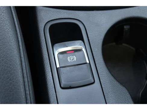 Used 2015 Audi Q3 2.0T Premium Plus AWD/4WD image 31