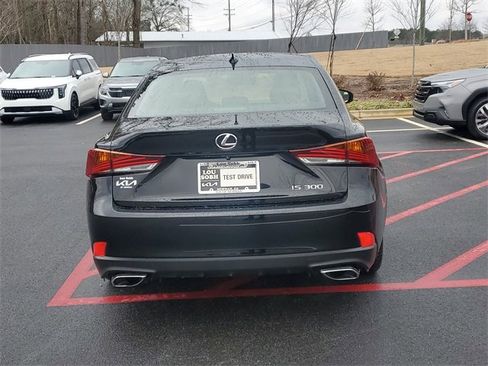 Used 2019 Lexus IS 300 image 5