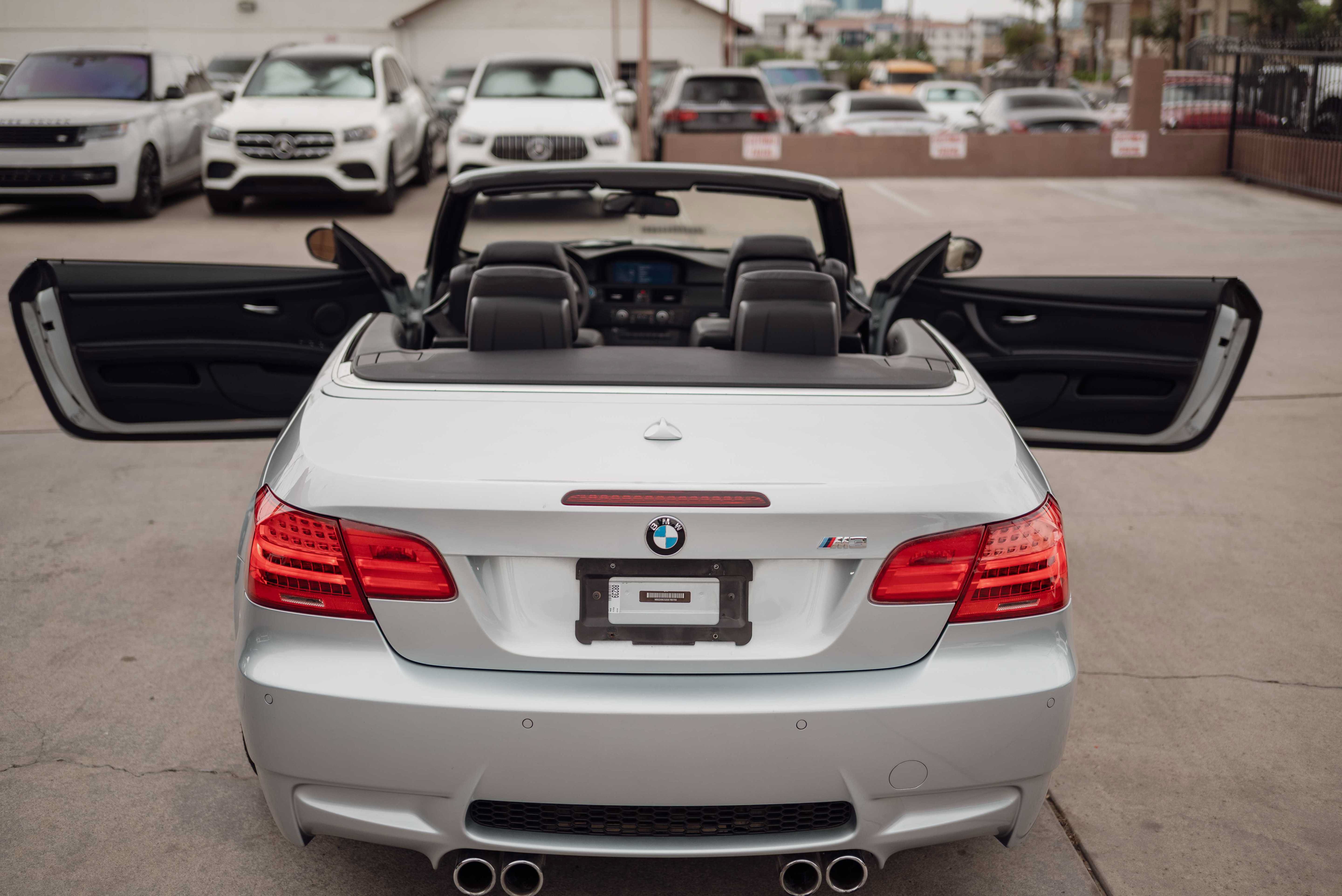 Used 2013 BMW M3 Convertible w/ Premium Pkg RWD image 15