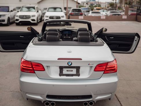 Used 2013 BMW M3 Convertible w/ Premium Pkg RWD image 15