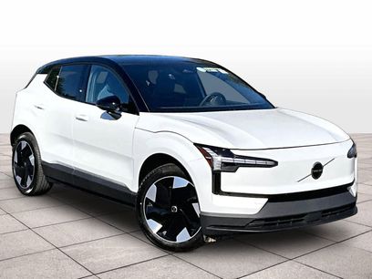 New 2026 Volvo EX30 Plus w/ Protection Package Premier