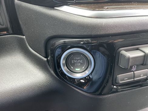 New 2026 GMC Sierra 1500 Elevation AWD/4WD image 17