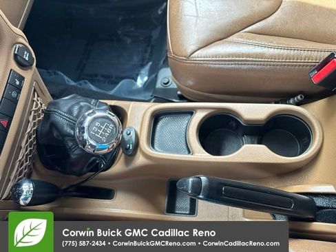 Used 2016 Jeep Wrangler Unlimited Sahara w/ Connectivity Group AWD/4WD image 23