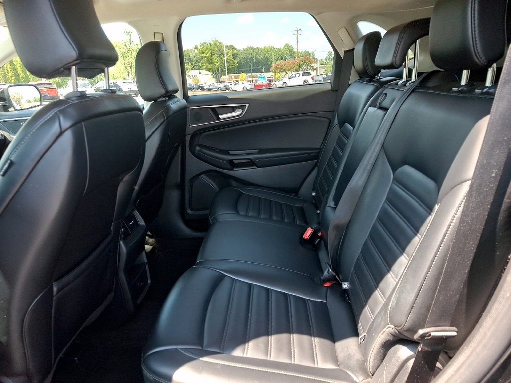 Used 2024 Ford Edge SEL AWD/4WD image 10
