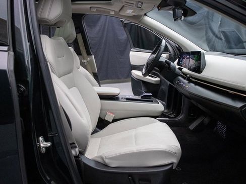 Used 2023 Nissan Ariya EVOLVE+ e-4ORCE image 16