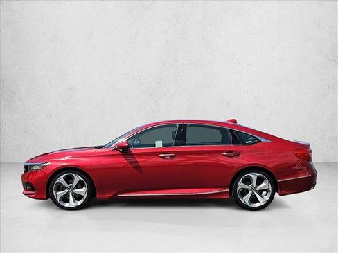 Used 2018 Honda Accord Touring image 9