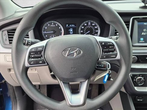 Used 2019 Hyundai Sonata SE FWD image 14