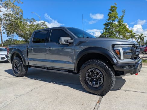 Certified 2025 Ford F150 Raptor w/ Equipment Group 803A Raptor R AWD/4WD image 15