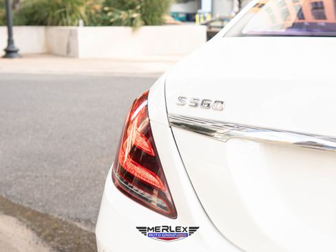 Used 2018 Mercedes-Benz S 560 4MATIC Sedan w/ AMG Line Exterior image 49