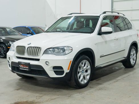 Used 2013 BMW X5 xDrive35i image 3