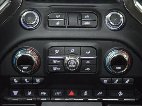 Used 2020 GMC Sierra 2500 AT4 w/ AT4 Premium Package image 34