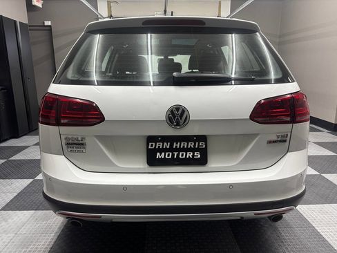 Used 2017 Volkswagen Golf Alltrack SE AWD/4WD image 6