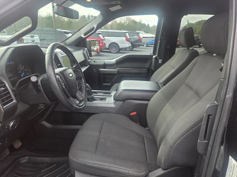 Used 2016 Ford F150 XLT w/ Equipment Group 302A Luxury image 32