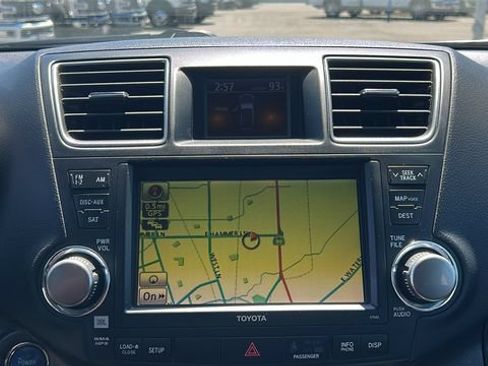 Used 2012 Toyota Highlander Limited AWD/4WD image 20