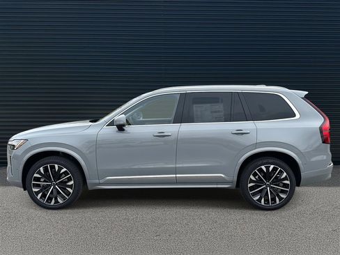 New 2026 Volvo XC90 B6 Plus w/ Protection Package Premier image 8