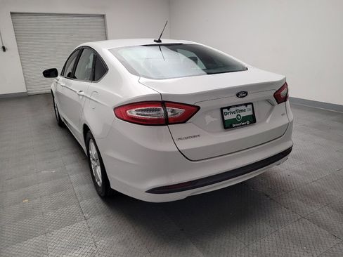 Used 2016 Ford Fusion SE FWD image 6