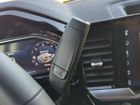 New 2026 Chevrolet Silverado 3500 LT w/ Leather Package image 16