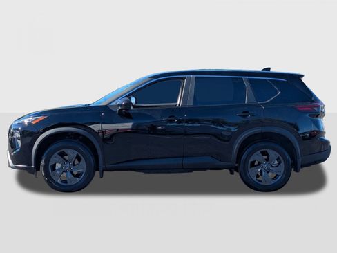 New 2026 Nissan Rogue SV FWD image 2
