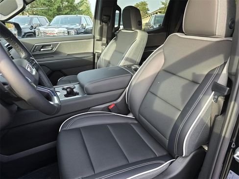 New 2026 GMC Sierra EV Elevation image 21