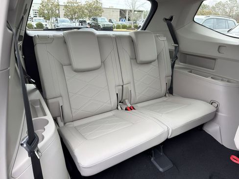 New 2026 Volkswagen Atlas SE FWD image 17