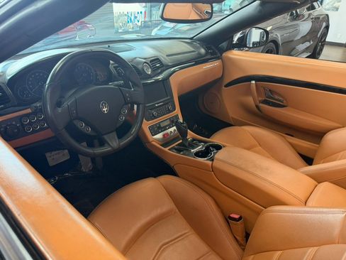Used 2016 Maserati GranTurismo Sport RWD image 14